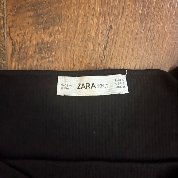 Zara simple black wrap top - Picture 2 of 2